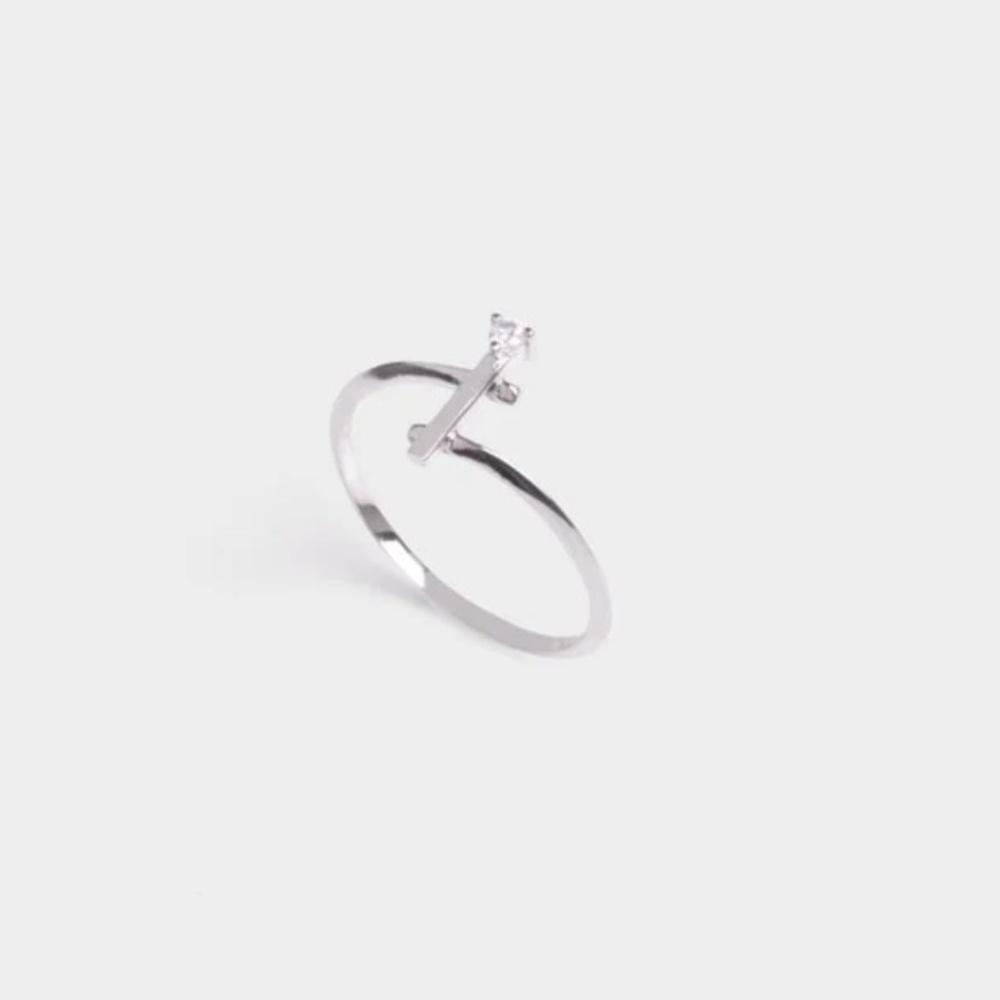 Siizu Brett Ring Silver NWOT